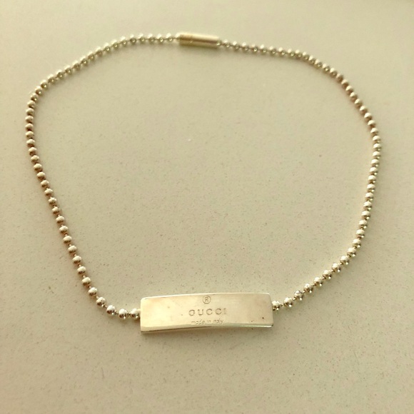 gucci name necklace